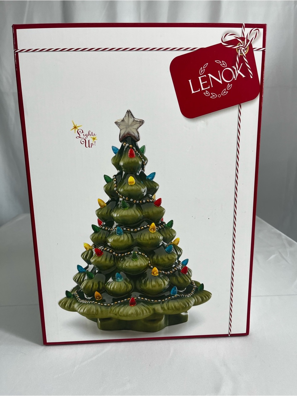 Lenox Treasured Traditions 13.5” Lit Tree Figurine Green Christmas Ceramic - Picture 2 of 12